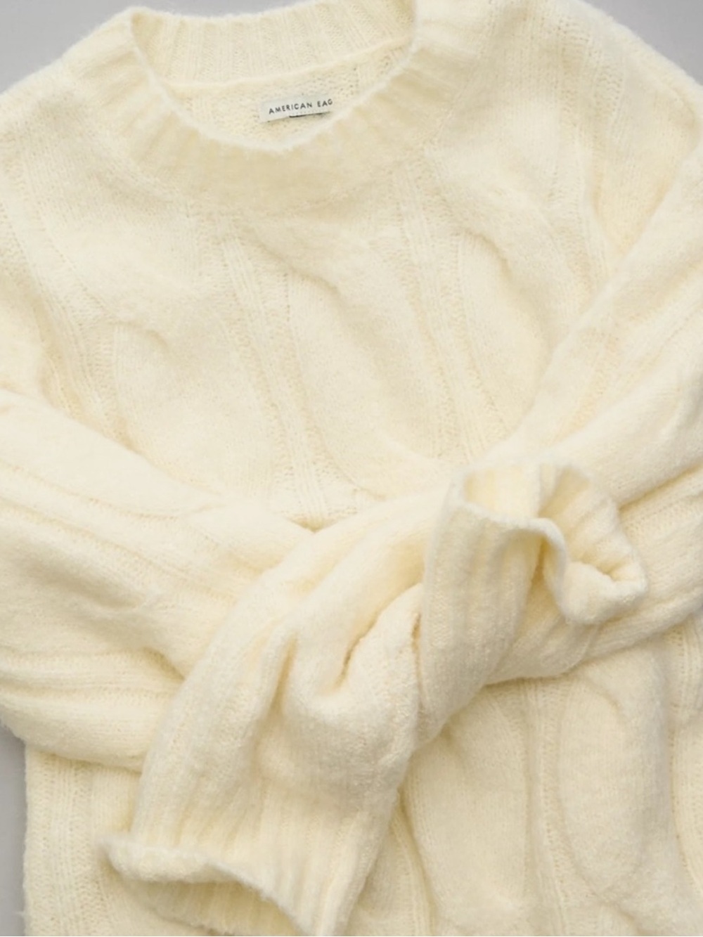 NWT - American Eagle Cable Knit Pullover Sweater in Cream